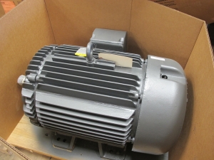 MOTOR, ELECTRIC TYPE, 100 HORSEPOWER, 460 VOLT ELEC RATING, 1776 RPM, 405TS FRAME, 113 FULL LOAD AMPS, TEFC ENCLOSURE. 2-240 W, 240 VOLTS SPACE HEATERS WIRED IN PARALLEL. ONLY TWO LEADS WIRED INTO THE TERMINAL BOX. PART # M4400TS (W-44) LOADING & HANDLING FEE $15-